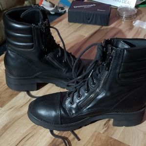 Black motorcycle boots